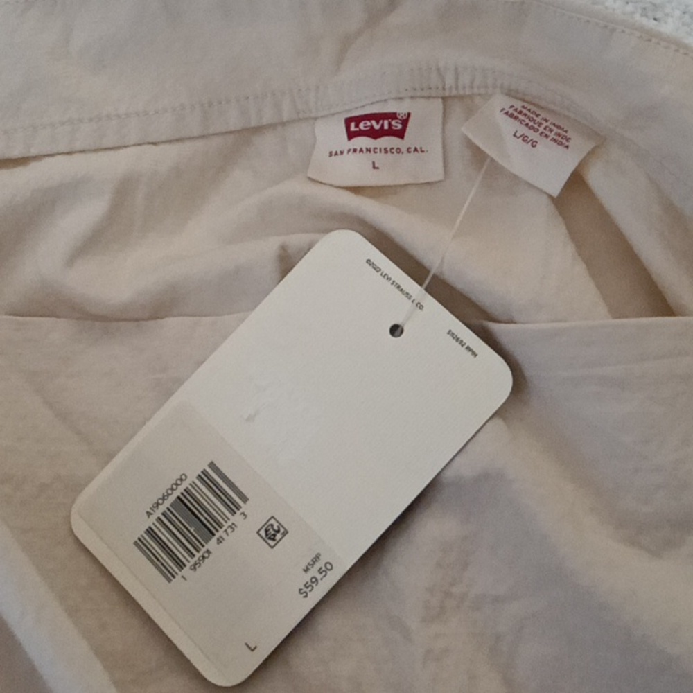 Levi's Cream Off-Shoulder Blouse - Picture 4 of 4